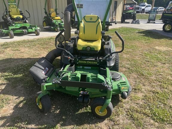 Image of John Deere Z930M equipment image 1