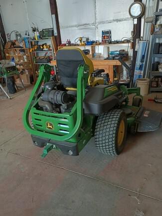 Image of John Deere Z930M equipment image 4