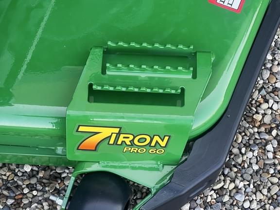 Image of John Deere Z930M equipment image 2