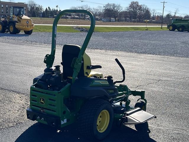 Image of John Deere Z930M equipment image 3