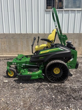 2024 John Deere Z930R Equipment Image0