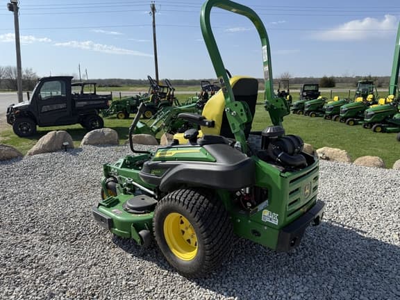 Image of John Deere Z930R equipment image 2