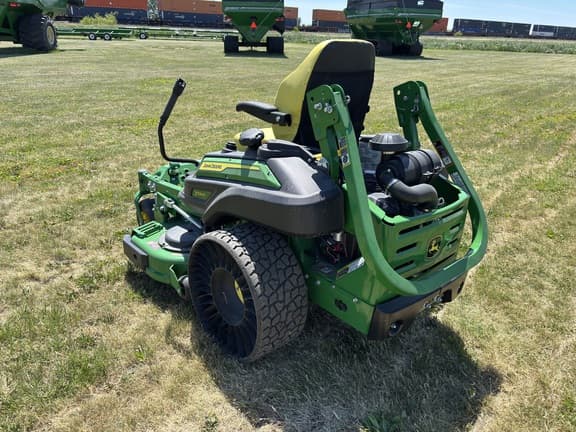 Image of John Deere Z930R equipment image 2