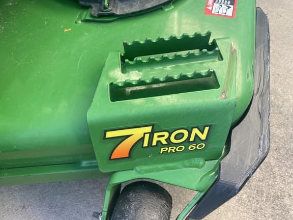 Image of John Deere Z930R equipment image 2