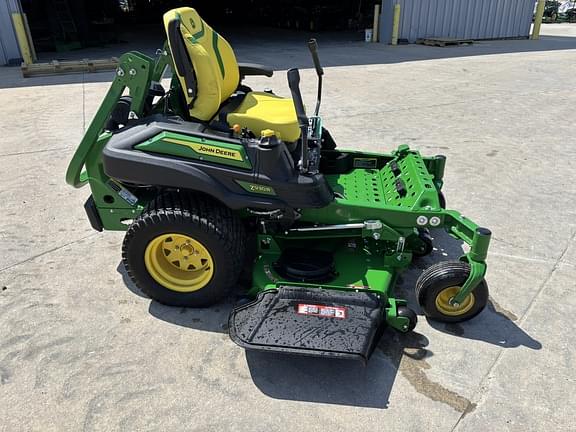 Image of John Deere Z930R equipment image 4