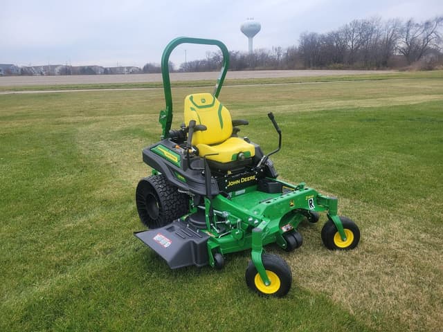 Image of John Deere Z930R equipment image 1