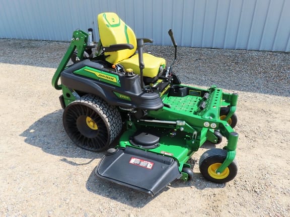 2024 John Deere Z930R Equipment Image0