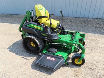 Main image John Deere Z930R