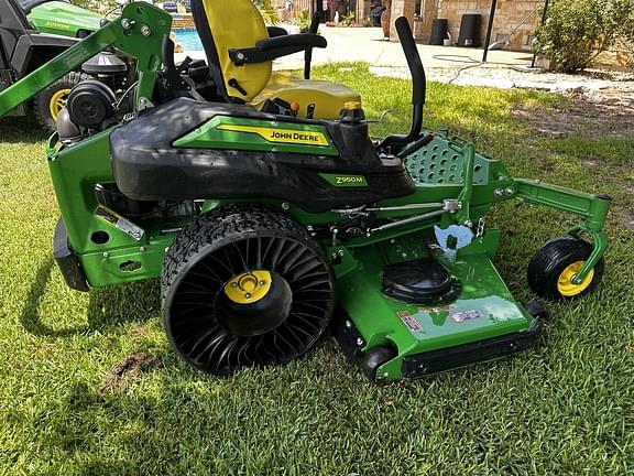 Image of John Deere Z950M equipment image 3