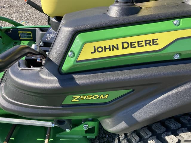 Image of John Deere Z950M equipment image 2