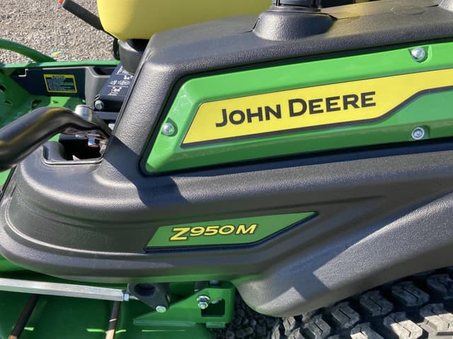 Image of John Deere Z950M equipment image 2