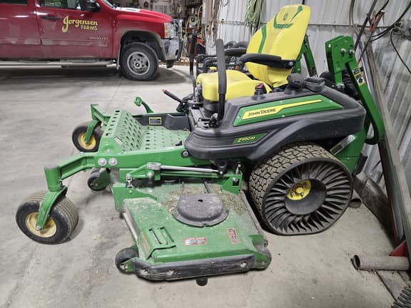Image of John Deere Z950M equipment image 1