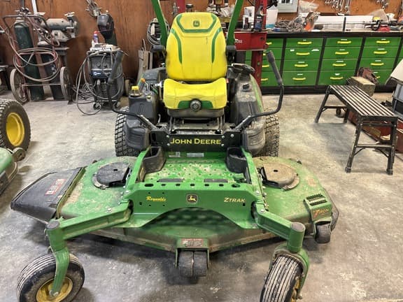 Image of John Deere Z950R equipment image 1