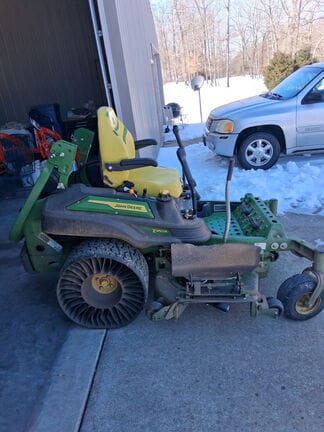 2024 John Deere Z950R Equipment Image0