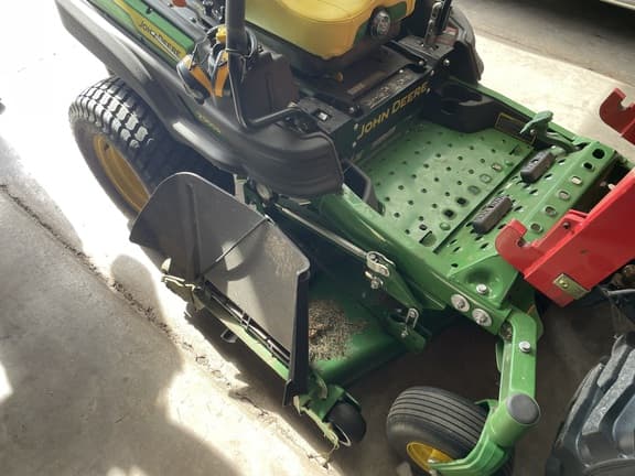 Image of John Deere Z950R equipment image 1