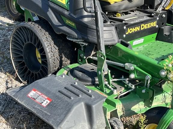 Image of John Deere Z950R equipment image 3