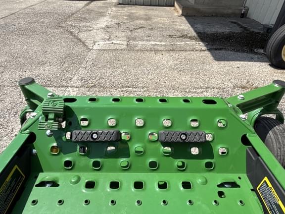 Image of John Deere Z950R equipment image 4