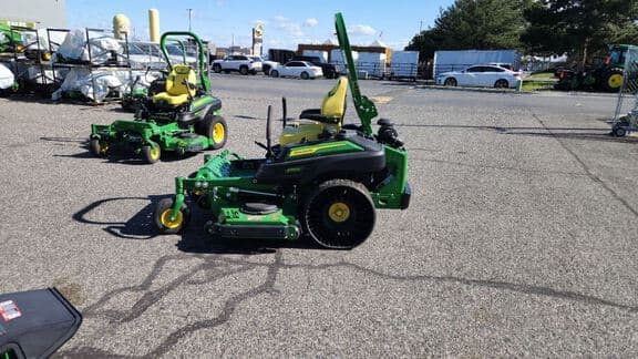 Image of John Deere Z960M equipment image 1