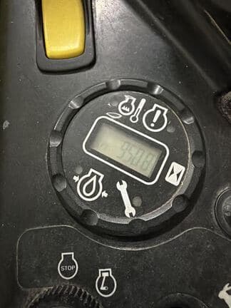 Image of John Deere Z960M equipment image 1