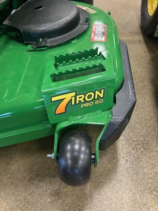 Image of John Deere Z960M equipment image 3