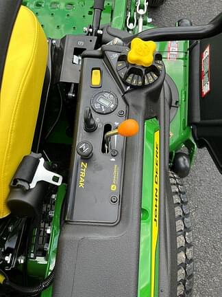 Image of John Deere Z960M equipment image 4