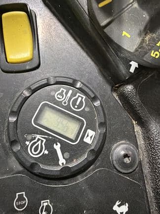 Image of John Deere Z960M equipment image 2