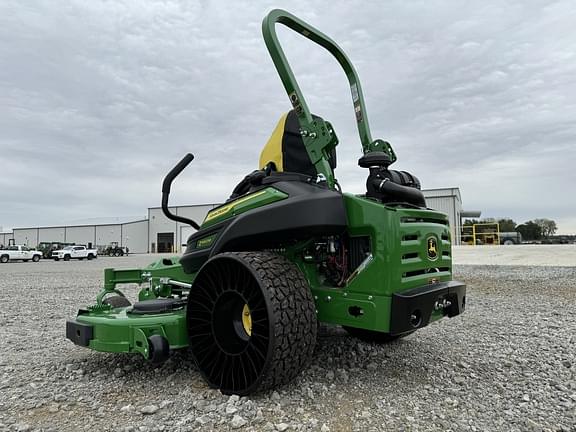 Image of John Deere Z960M equipment image 3