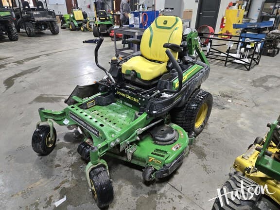 Image of John Deere Z960M equipment image 1
