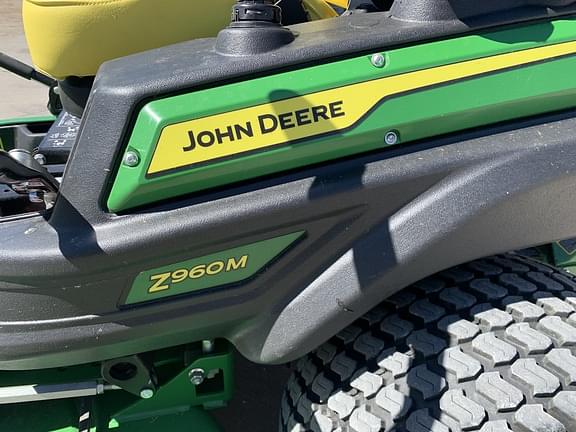 Image of John Deere Z960M equipment image 4