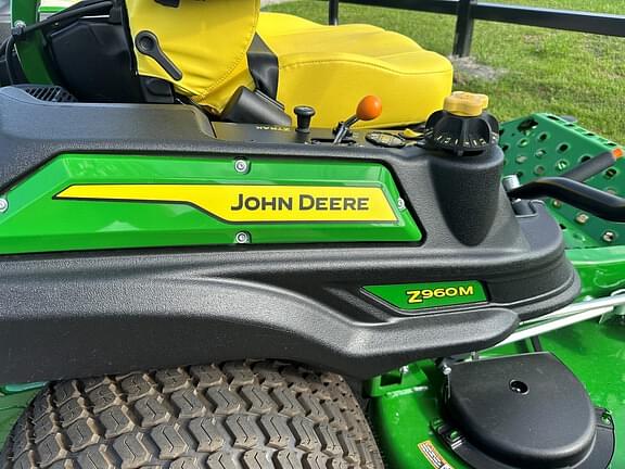 Image of John Deere Z960M equipment image 2