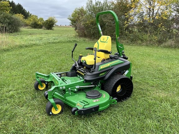 2026 John Deere Z970R Equipment Image0
