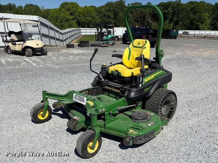 2024 John Deere Z970R Equipment Image0