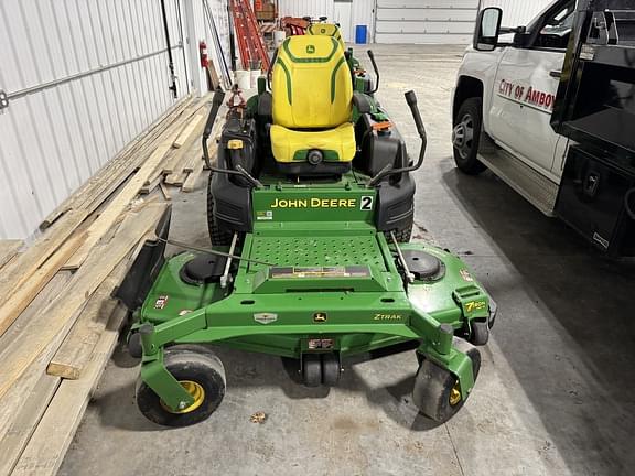 Image of John Deere Z997R equipment image 2