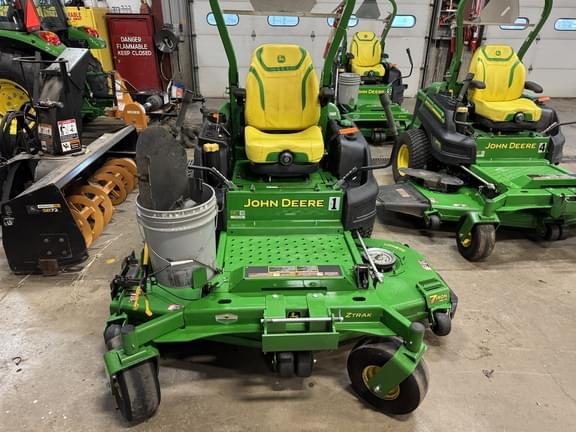 Image of John Deere Z997R equipment image 1