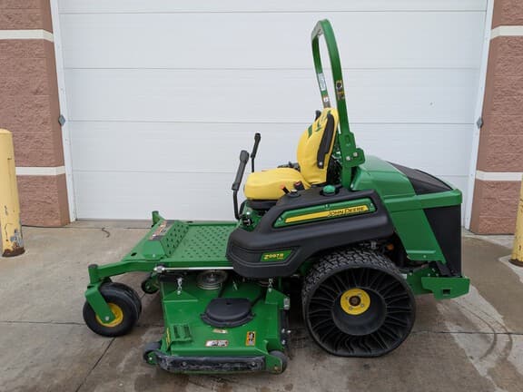 Image of John Deere Z997R equipment image 1