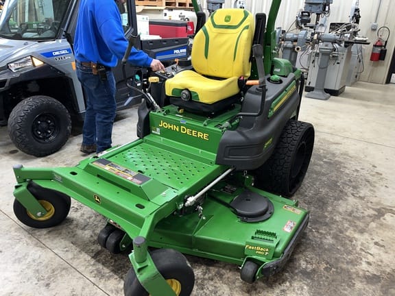 2024 John Deere Z997R Equipment Image0