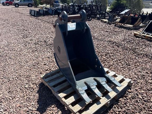 2024 JRB 135HD24 Equipment Image0