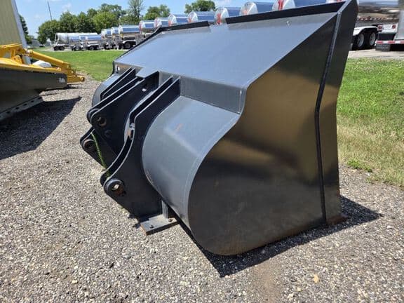 Image of JRB Wheel Loader Bucket equipment image 4