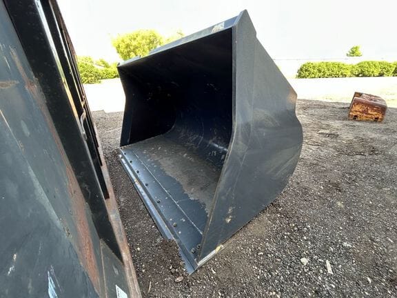 2024 JRB Wheel Loader Bucket Equipment Image0