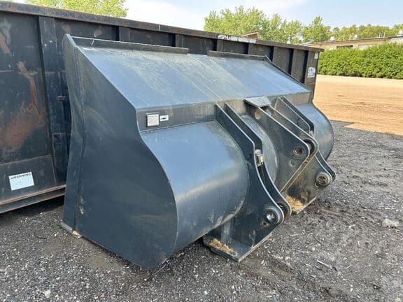 Image of JRB Wheel Loader Bucket equipment image 1