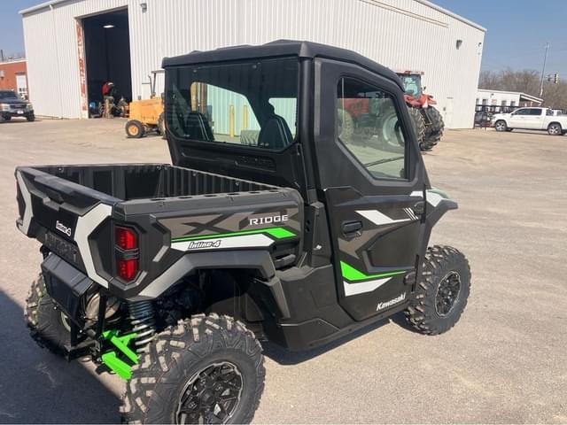 Image of Kawasaki Ridge Inline 4 XR equipment image 2