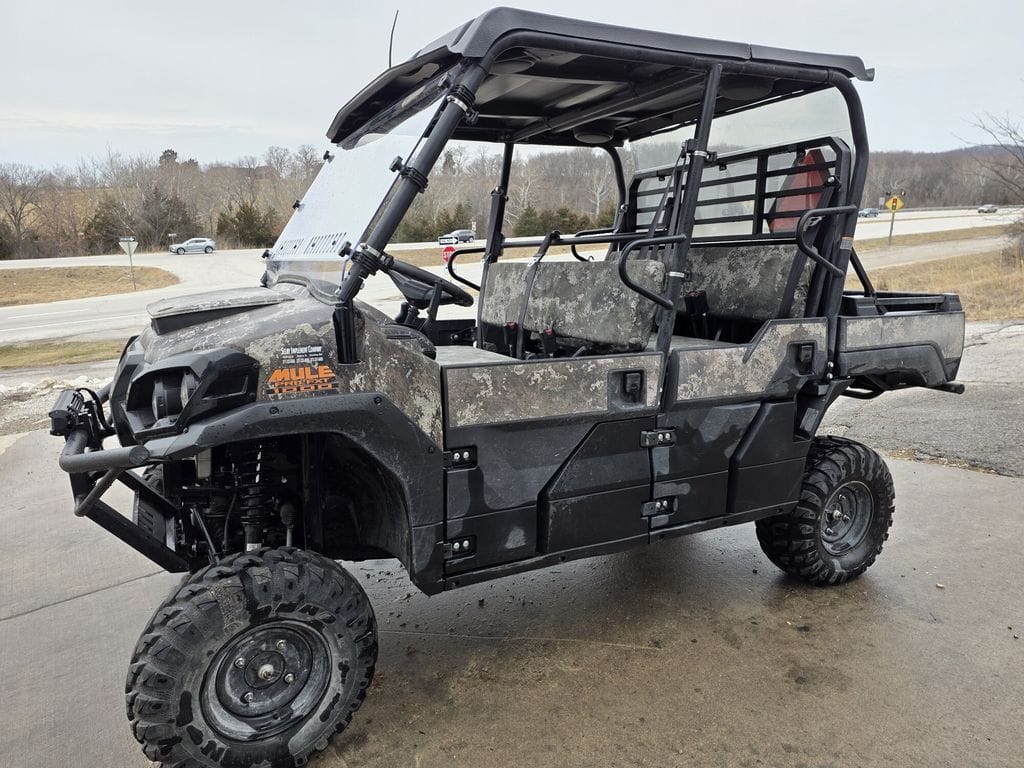 2024 Kawasaki Mule Pro FXT 1000 LE Equipment Image0