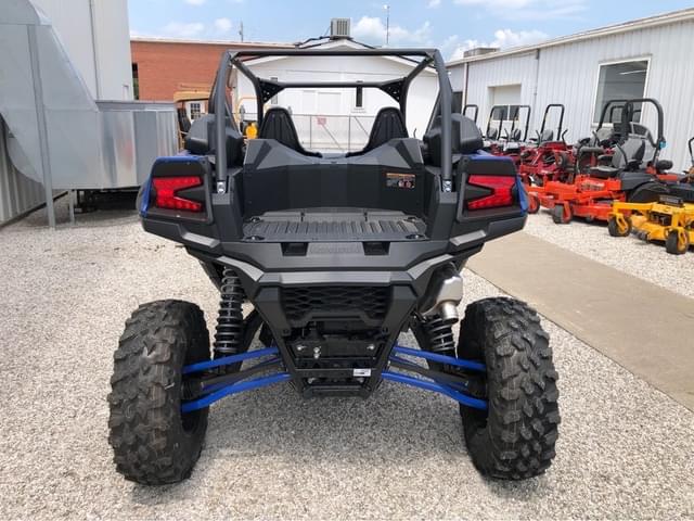 Image of Kawasaki Teryx KRX 1000 equipment image 3