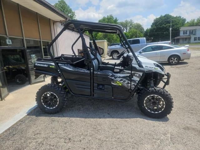 Image of Kawasaki Teryx S equipment image 1