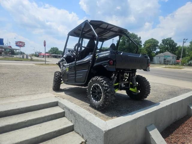 Image of Kawasaki Teryx S equipment image 2