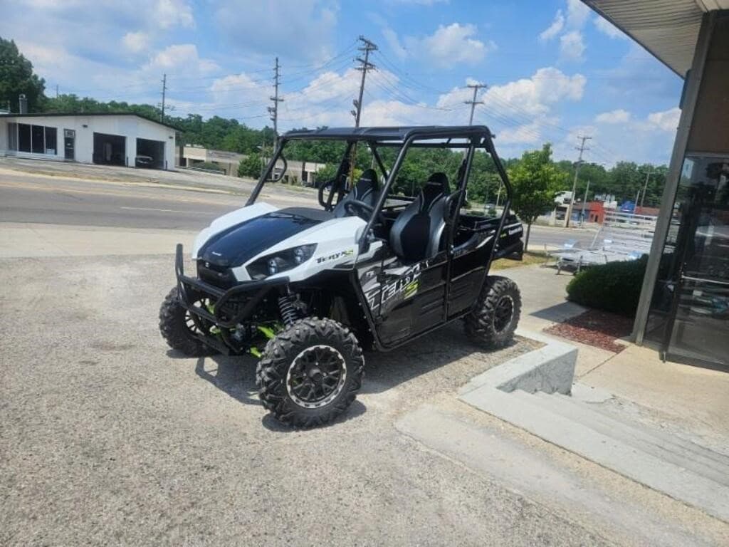 Image of Kawasaki Teryx S Primary image