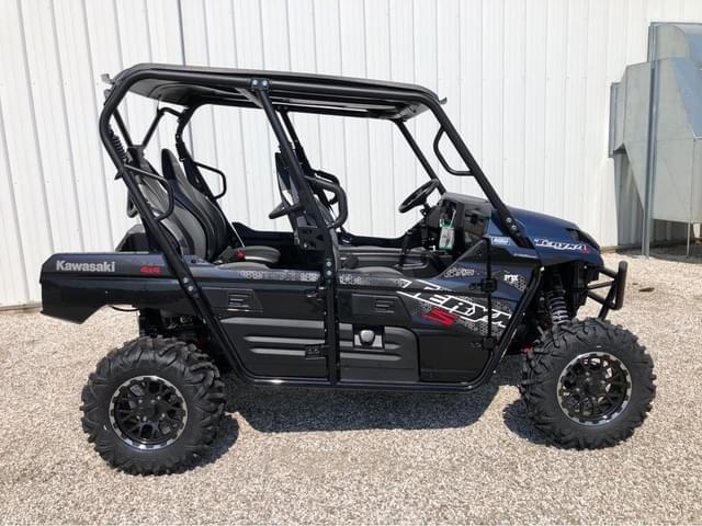 Image of Kawasaki Teryx4 S LE equipment image 1