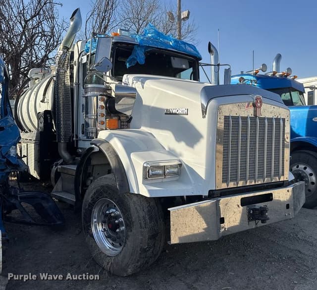 Image of Kenworth T800 equipment image 2