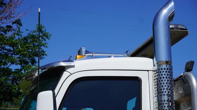 Image of Kenworth T880 equipment image 3