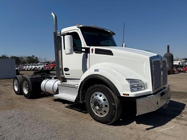 Image of Kenworth T880 equipment image 3